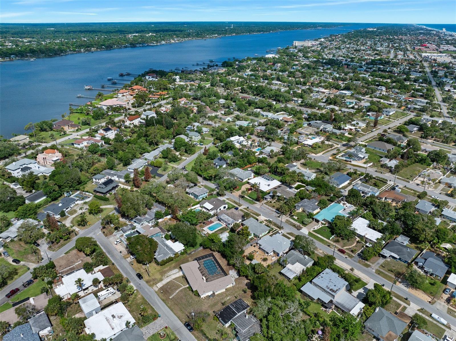 Image 11 of 56 For 307 Manhattan Avenue