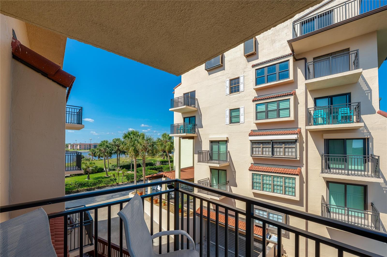 Image 32 of 52 For 731 Marina Point Drive 731