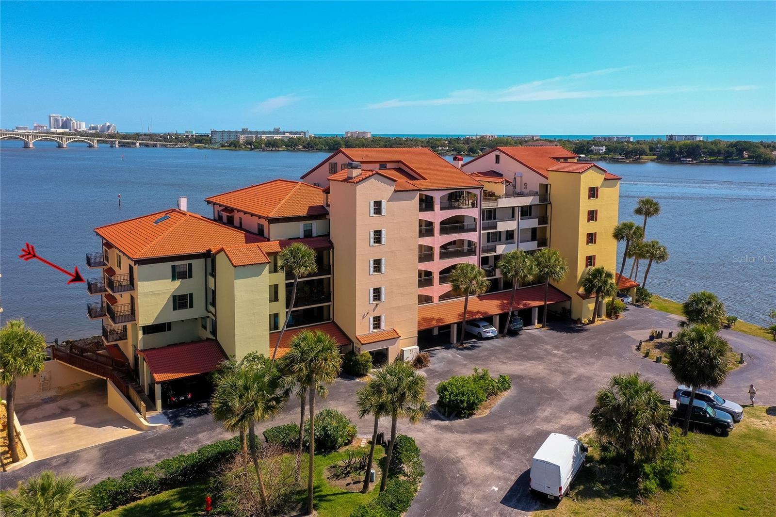 Image 4 of 52 For 731 Marina Point Drive 731