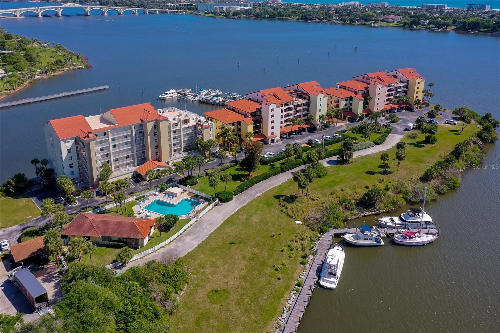 Image 46 of 52 For 731 Marina Point Drive 731