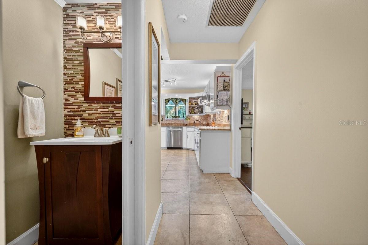 Image 17 of 54 For 4758 Peninsula Drive