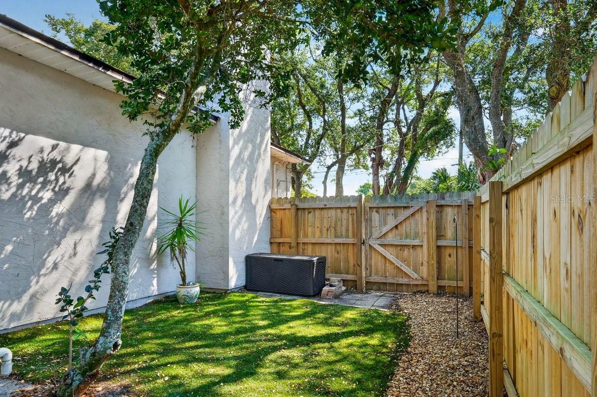 Image 41 of 54 For 4758 Peninsula Drive