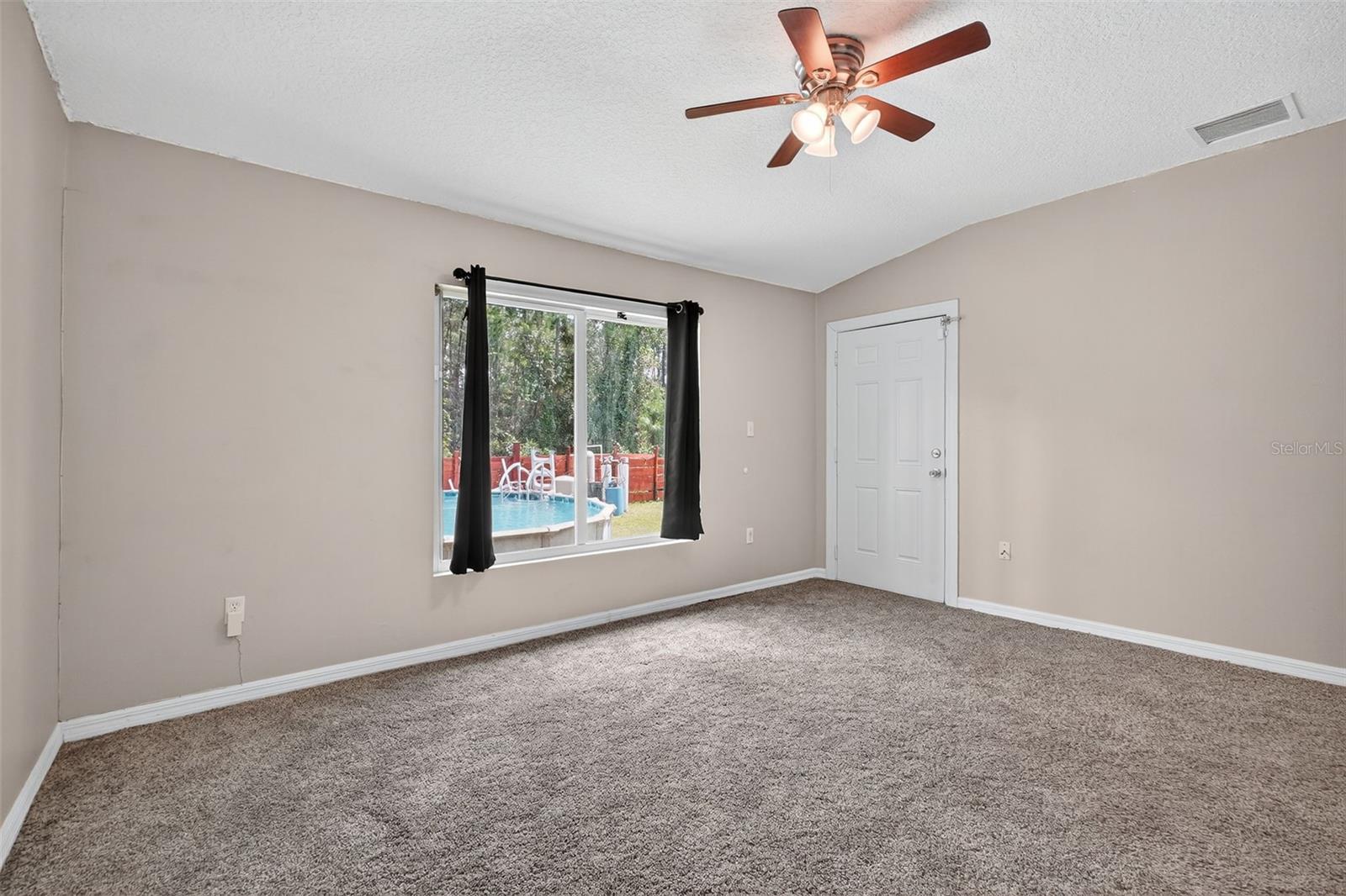 Image 11 of 32 For 1385 11th Avenue