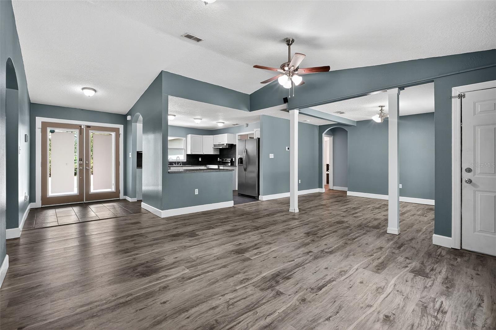 Image 3 of 32 For 1385 11th Avenue