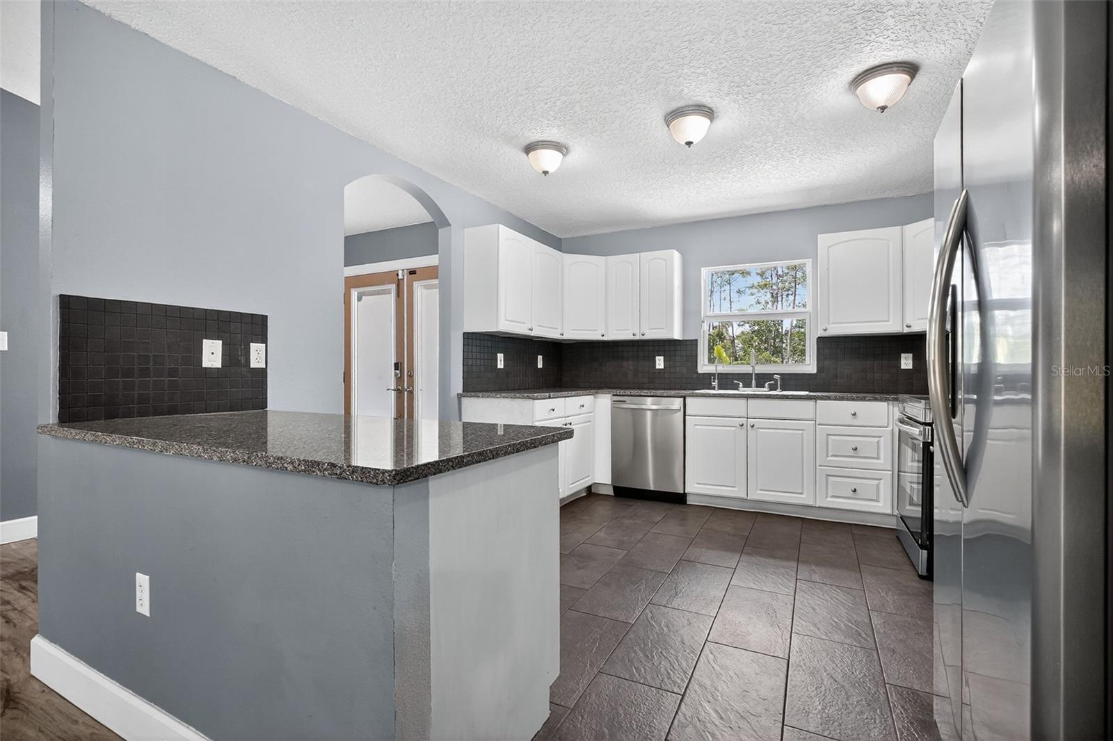 Image 8 of 32 For 1385 11th Avenue