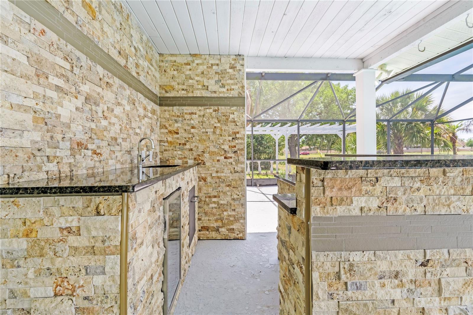 Image 10 of 56 For 368 Fairgreen Place