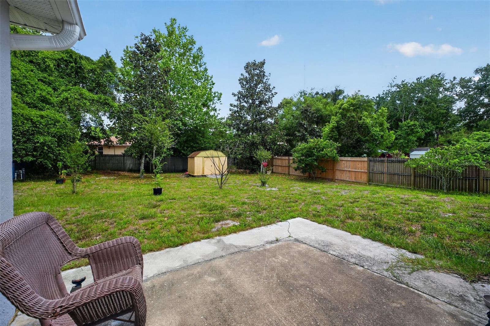 Image 6 of 33 For 253 Williams Avenue