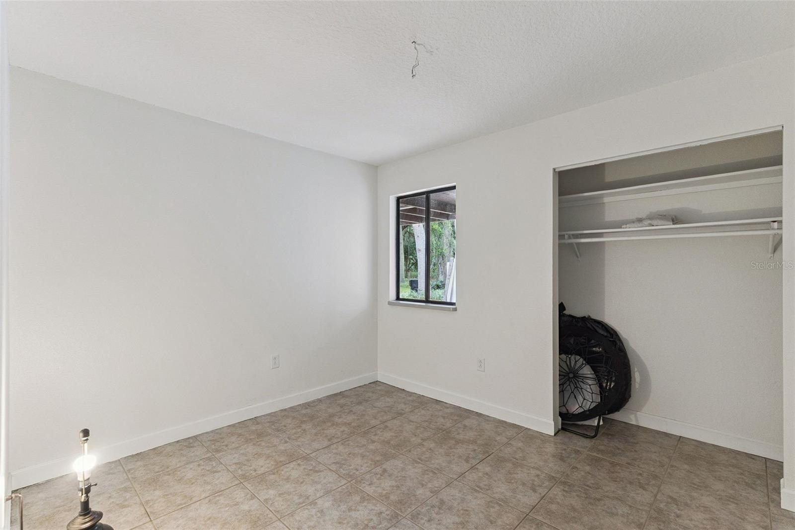 Image 17 of 34 For 1142 Buckles Road