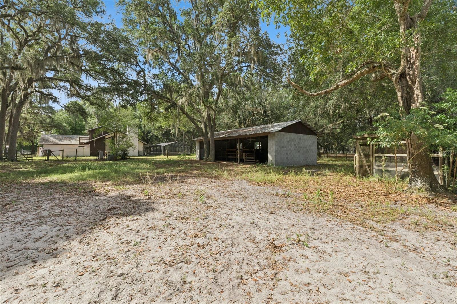 Image 27 of 34 For 1142 Buckles Road