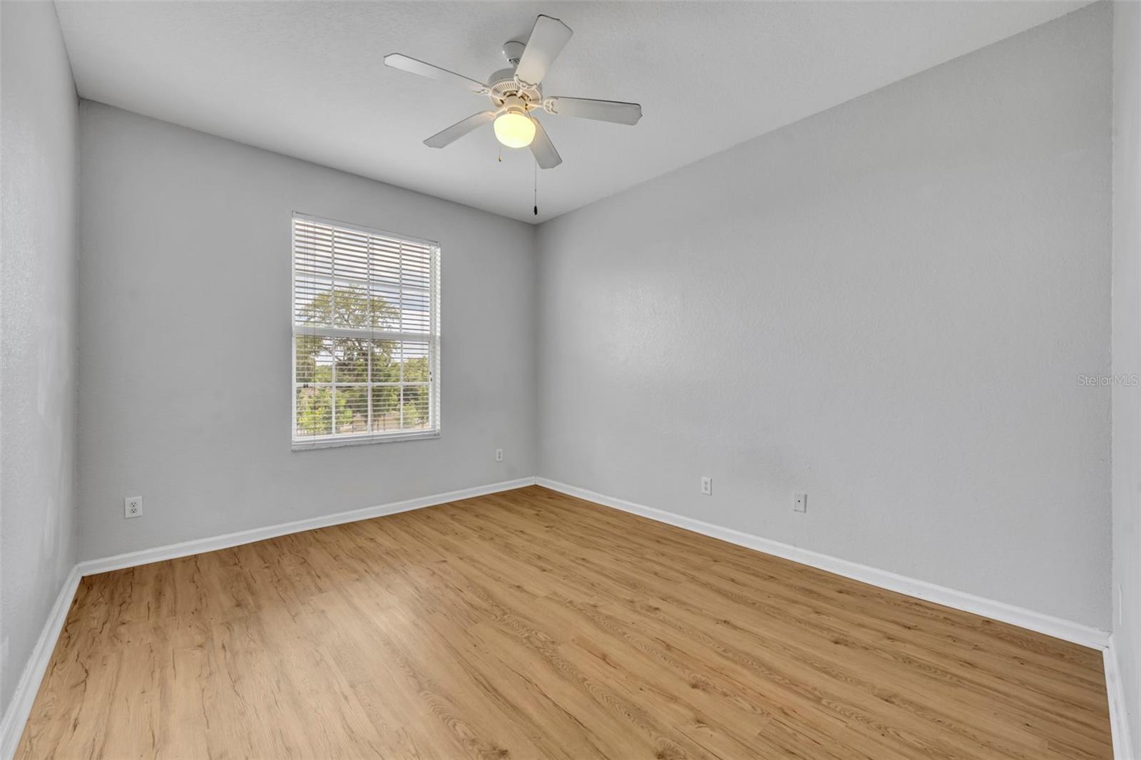 Image 19 of 28 For 582 Brantley Terrace Way 304
