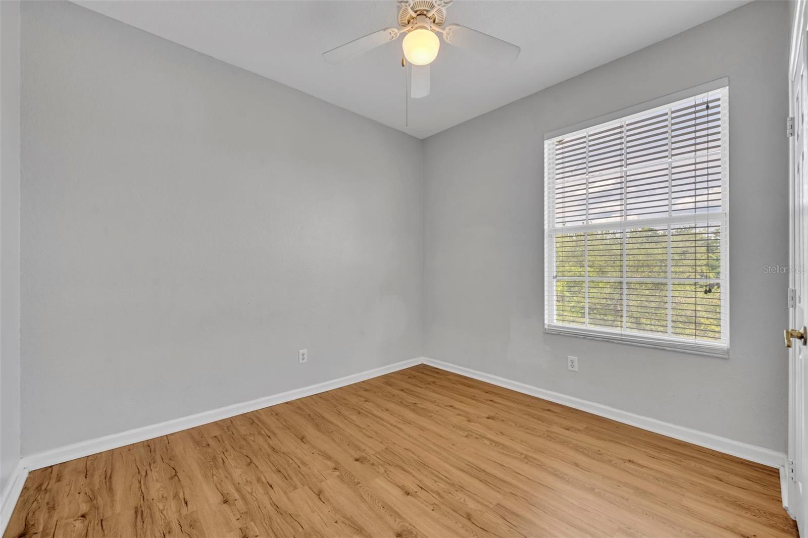Image 22 of 28 For 582 Brantley Terrace Way 304