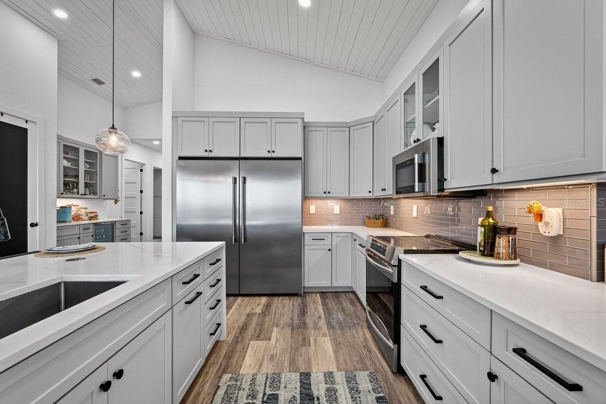 Image 15 of 58 For 2112 Ocean Shore Boulevard
