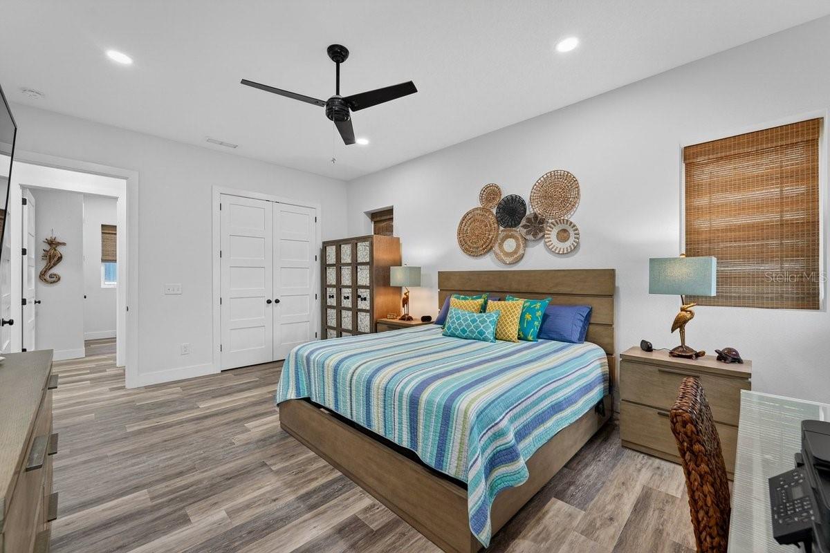 Image 38 of 58 For 2112 Ocean Shore Boulevard