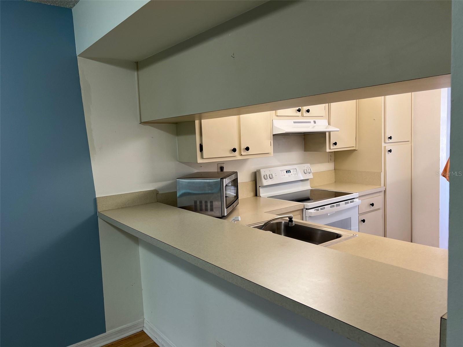 Image 4 of 27 For 1795 Harrison Street 215