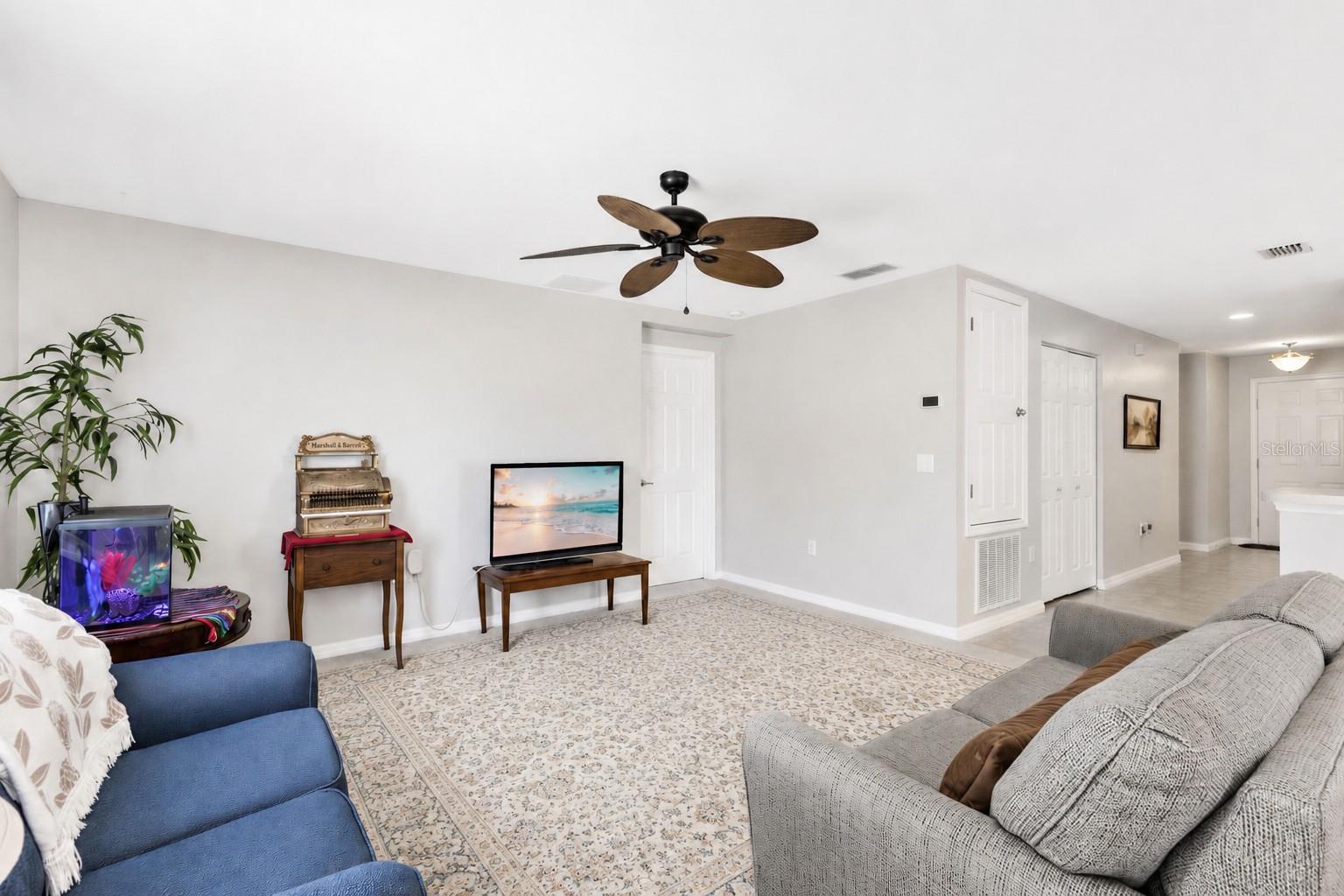 Image 10 of 42 For 4629 Caverns Drive
