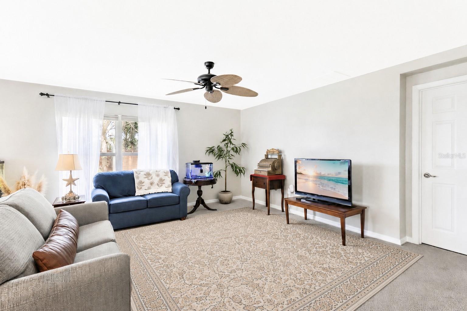 Image 9 of 42 For 4629 Caverns Drive