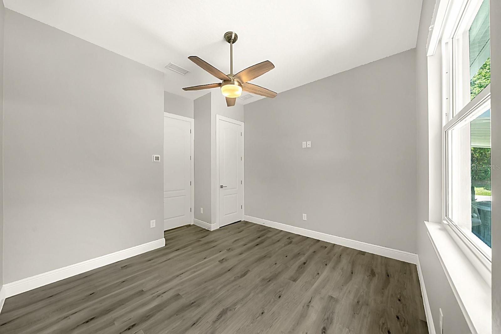 Image 62 of 99 For 4040 Grand Avenue