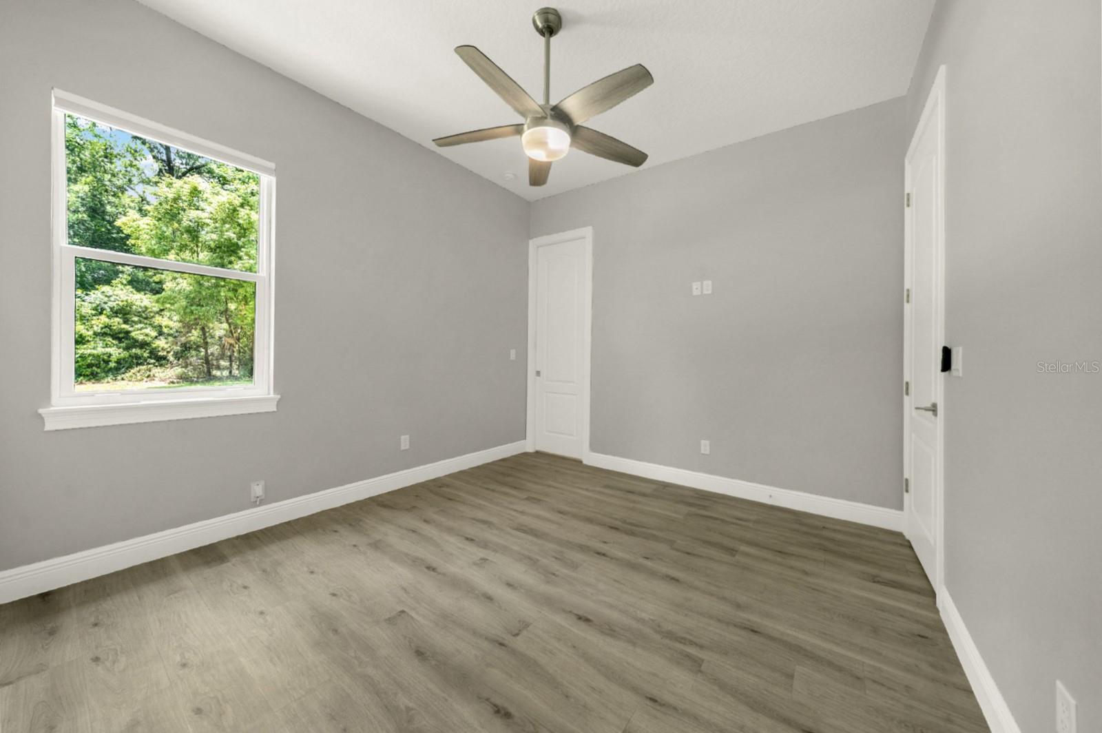 Image 69 of 99 For 4040 Grand Avenue