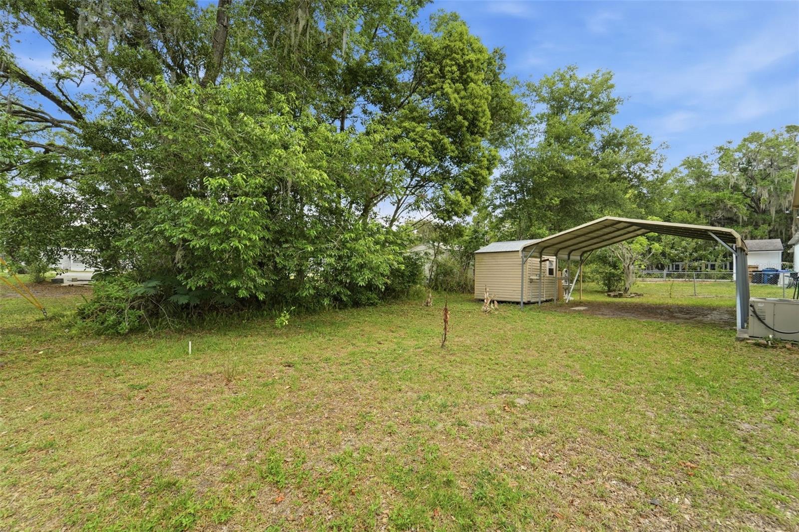 Image 35 of 40 For 4128 Woodland Circle