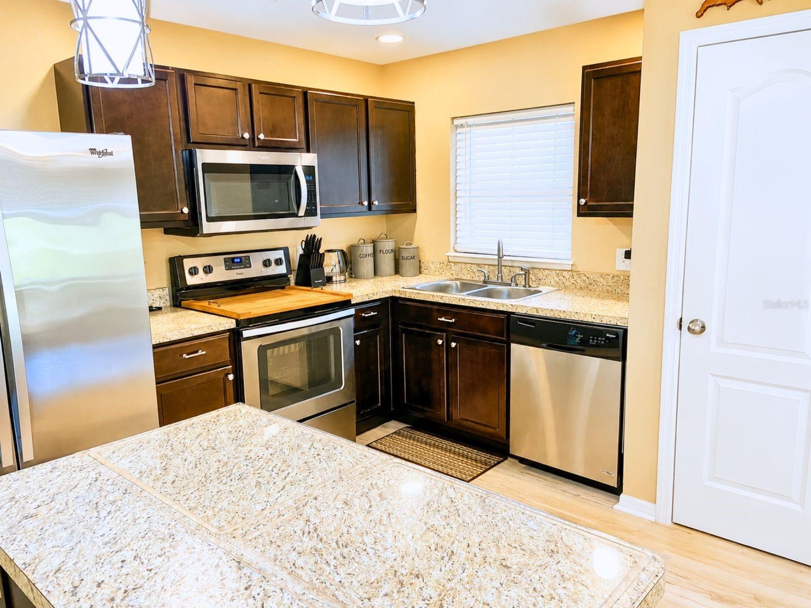 Image 4 of 14 For 1604 Ellington Drive