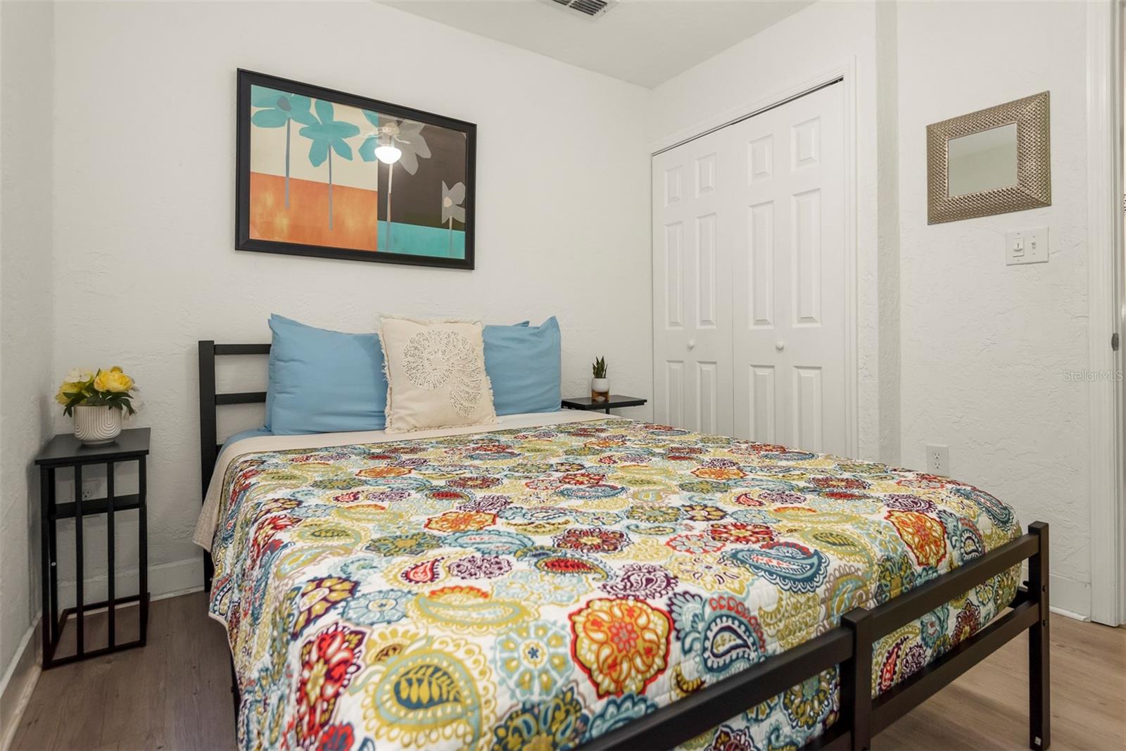 Image 31 of 47 For 5125 Isabelle Avenue