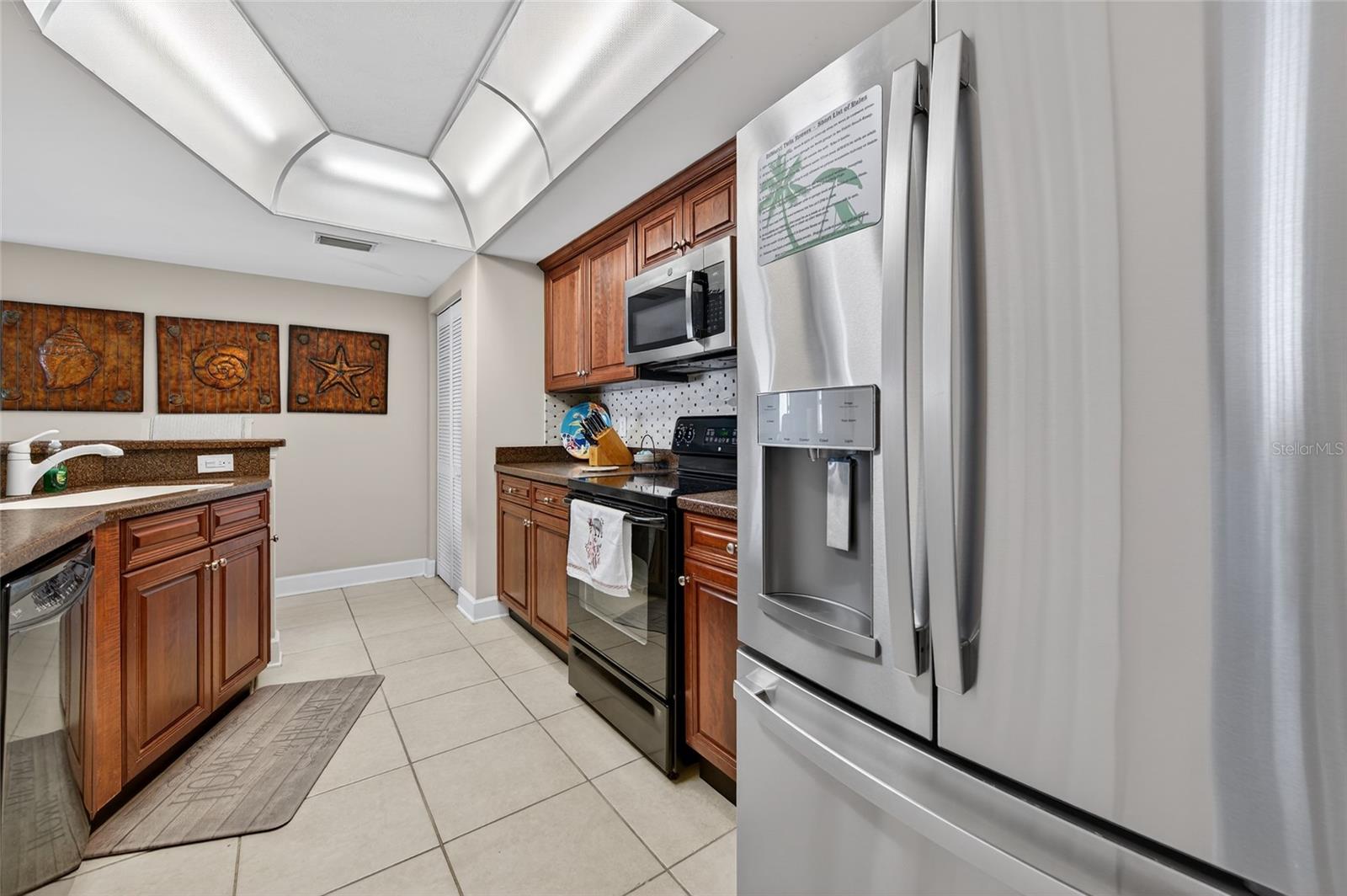 Image 5 of 22 For 3311 Atlantic Avenue 201