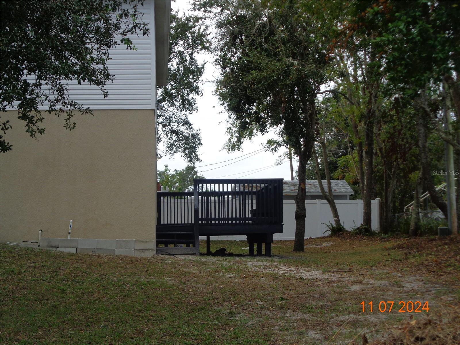 Image 4 of 40 For 1914 Lynn River Drive