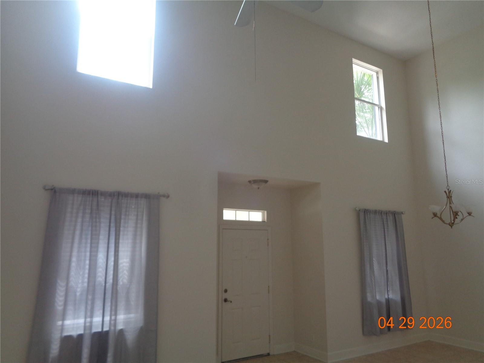 Image 4 of 30 For 210 Woodhouse Lane