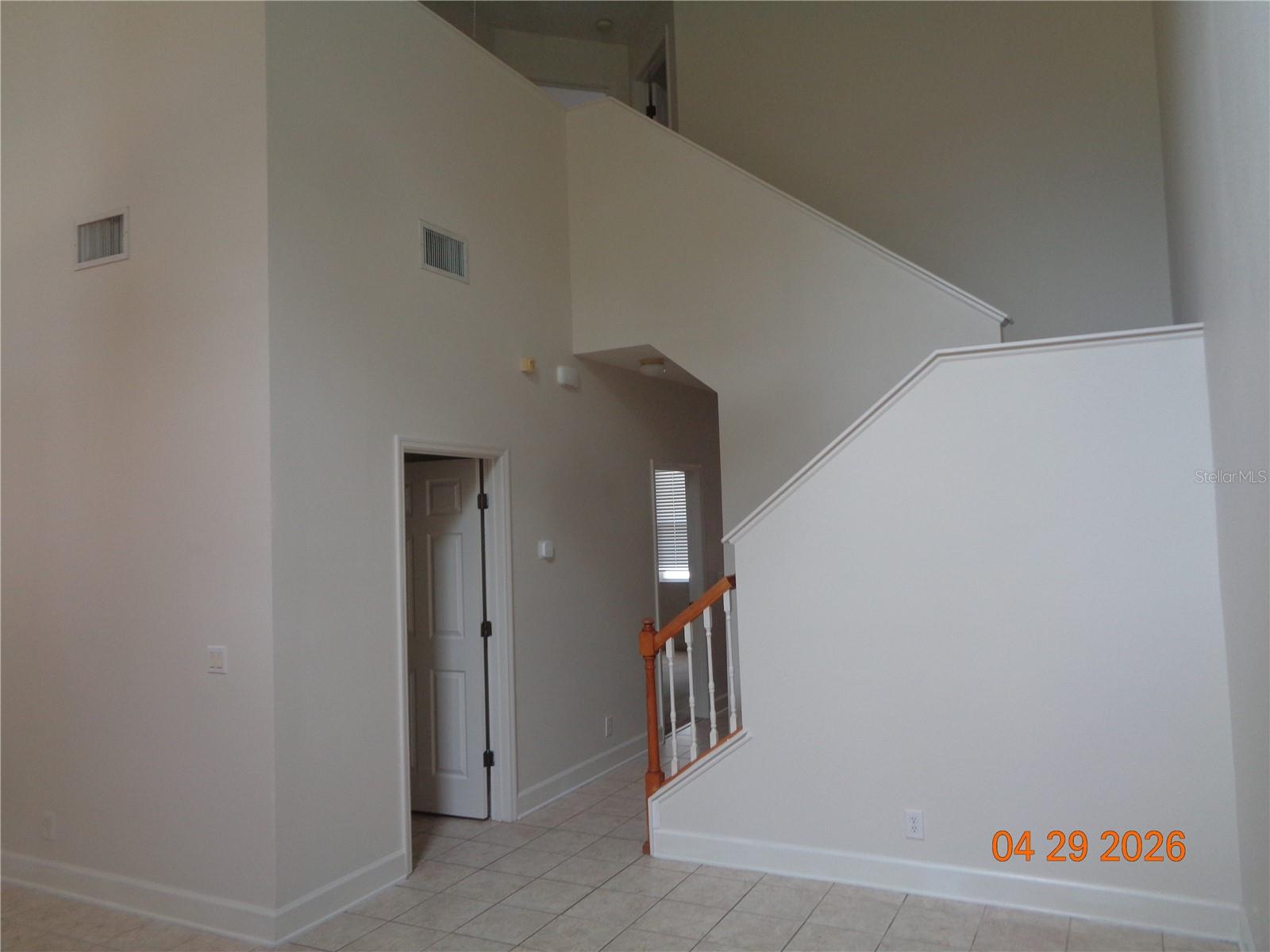 Image 6 of 30 For 210 Woodhouse Lane