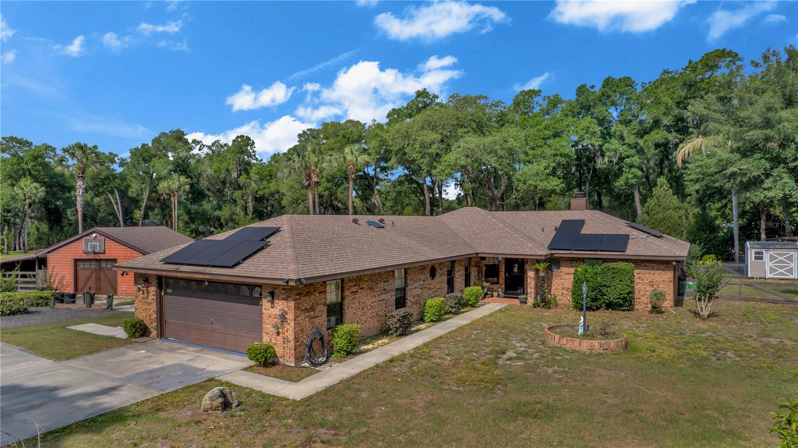 Listing Details for 721 Mcgregor Road, DELAND, FL 32720