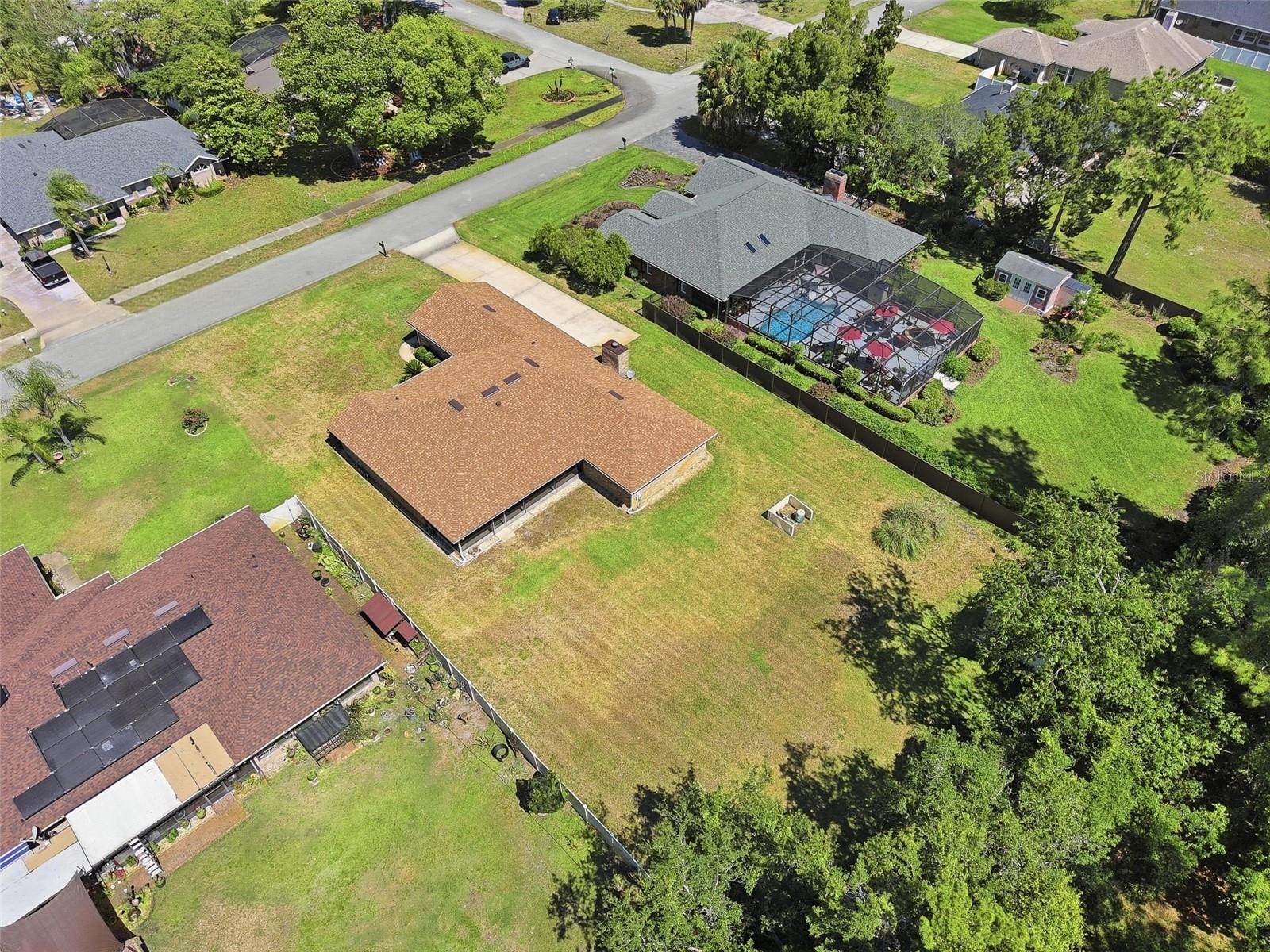 Image 42 of 45 For 417 Glen Abbey Lane