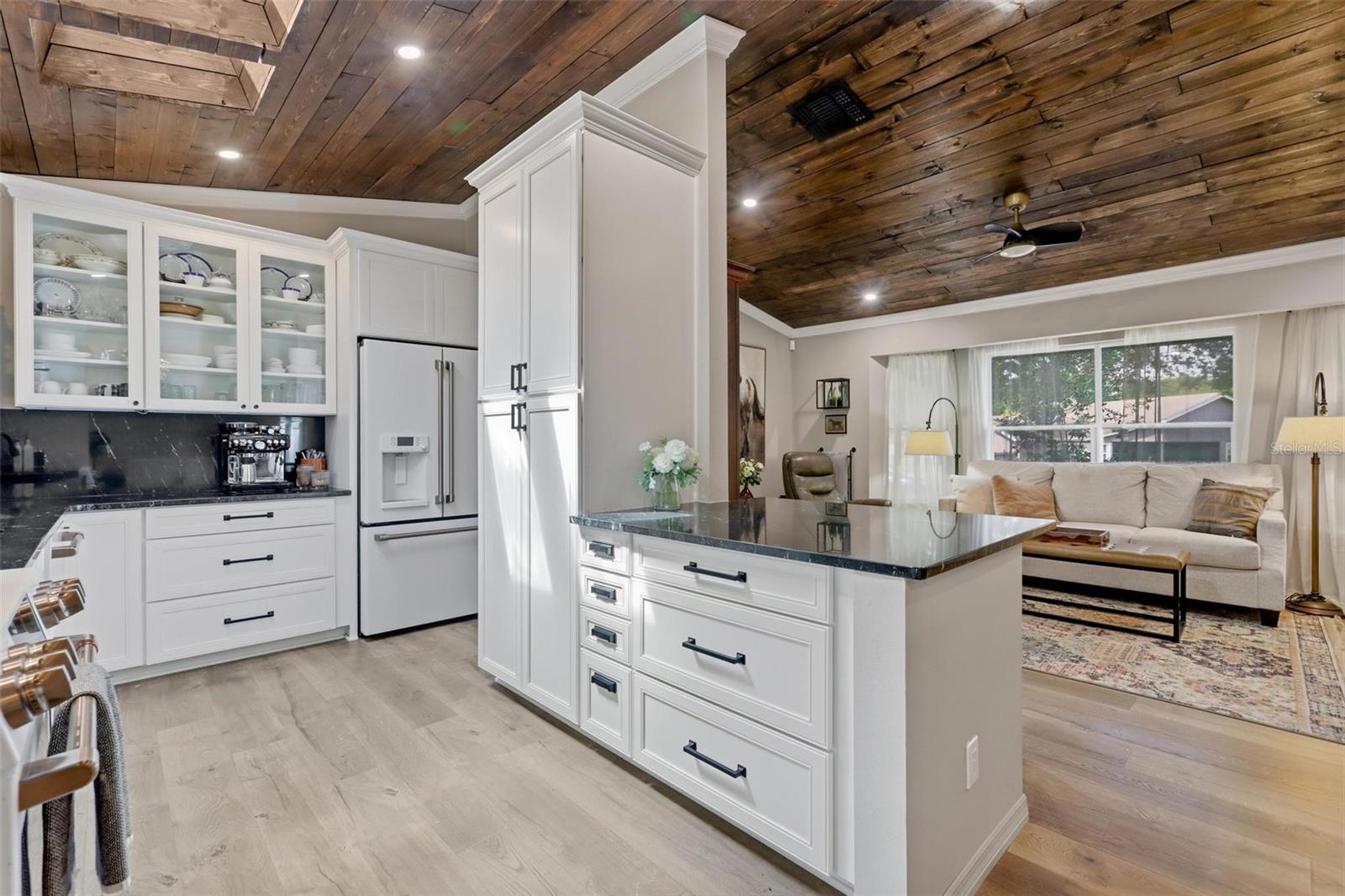 Image 11 of 45 For 684 Crows Bluff Lane