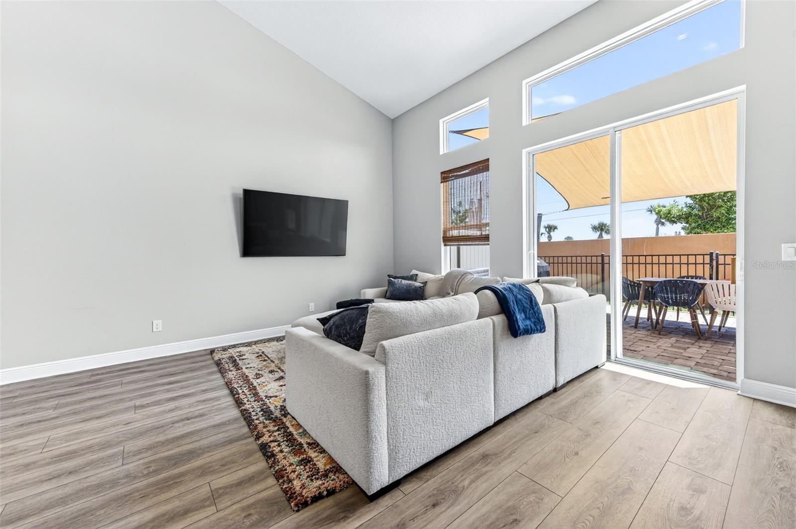 Image 15 of 76 For 73 Montecito Drive