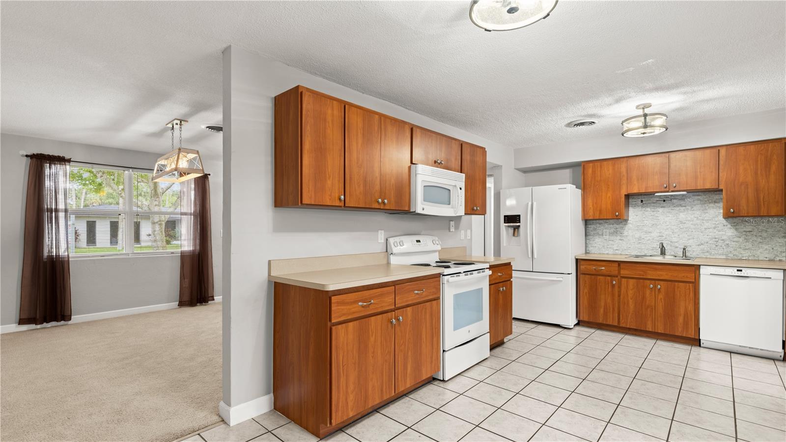 Image 11 of 33 For 358 Orchard Street