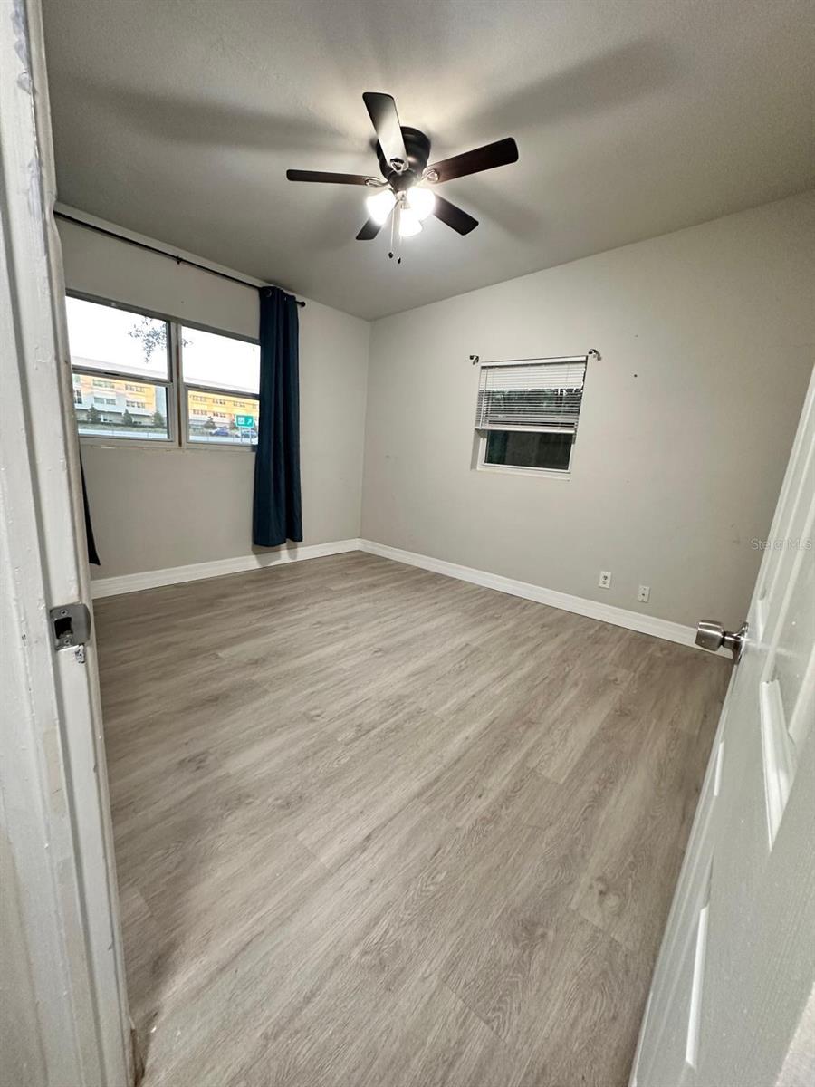 Image 8 of 23 For 3508 Oranole Road