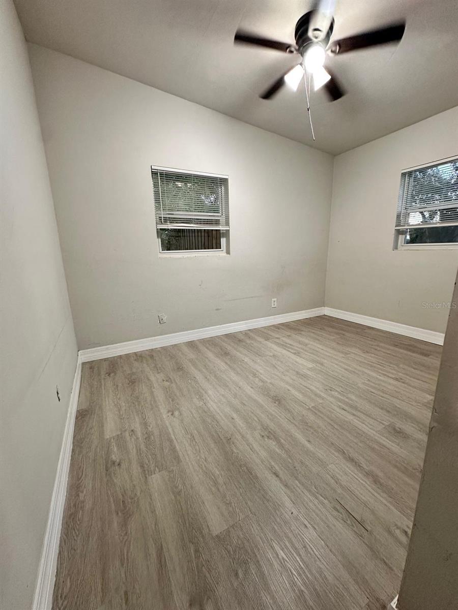 Image 9 of 23 For 3508 Oranole Road