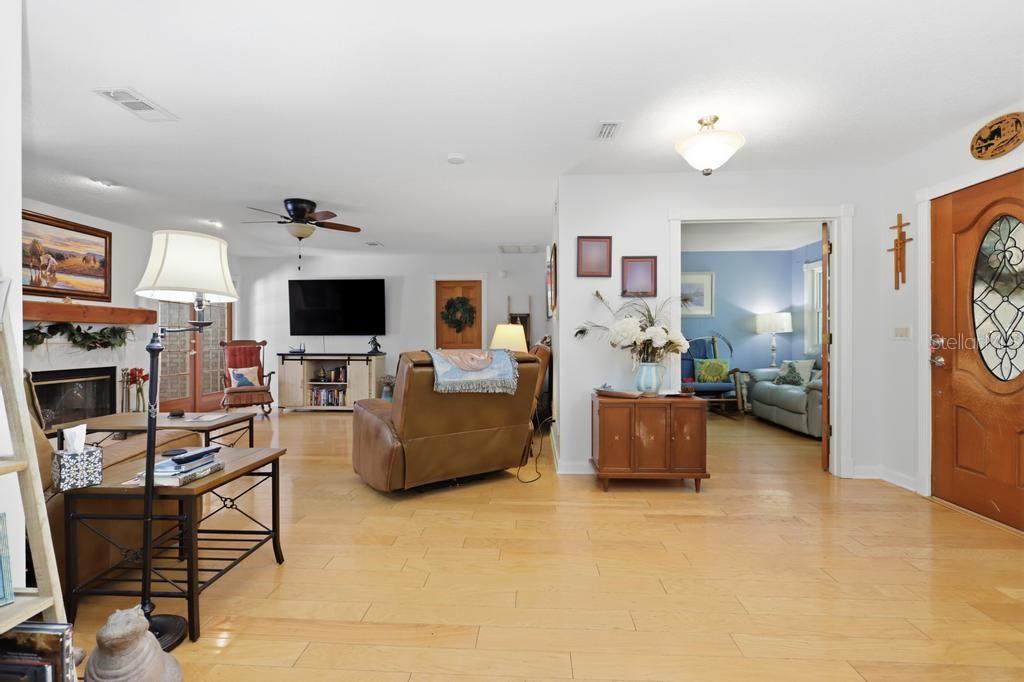 Image 11 of 45 For 2514 Krinklewood Drive