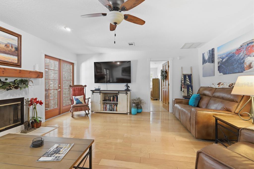 Image 12 of 45 For 2514 Krinklewood Drive