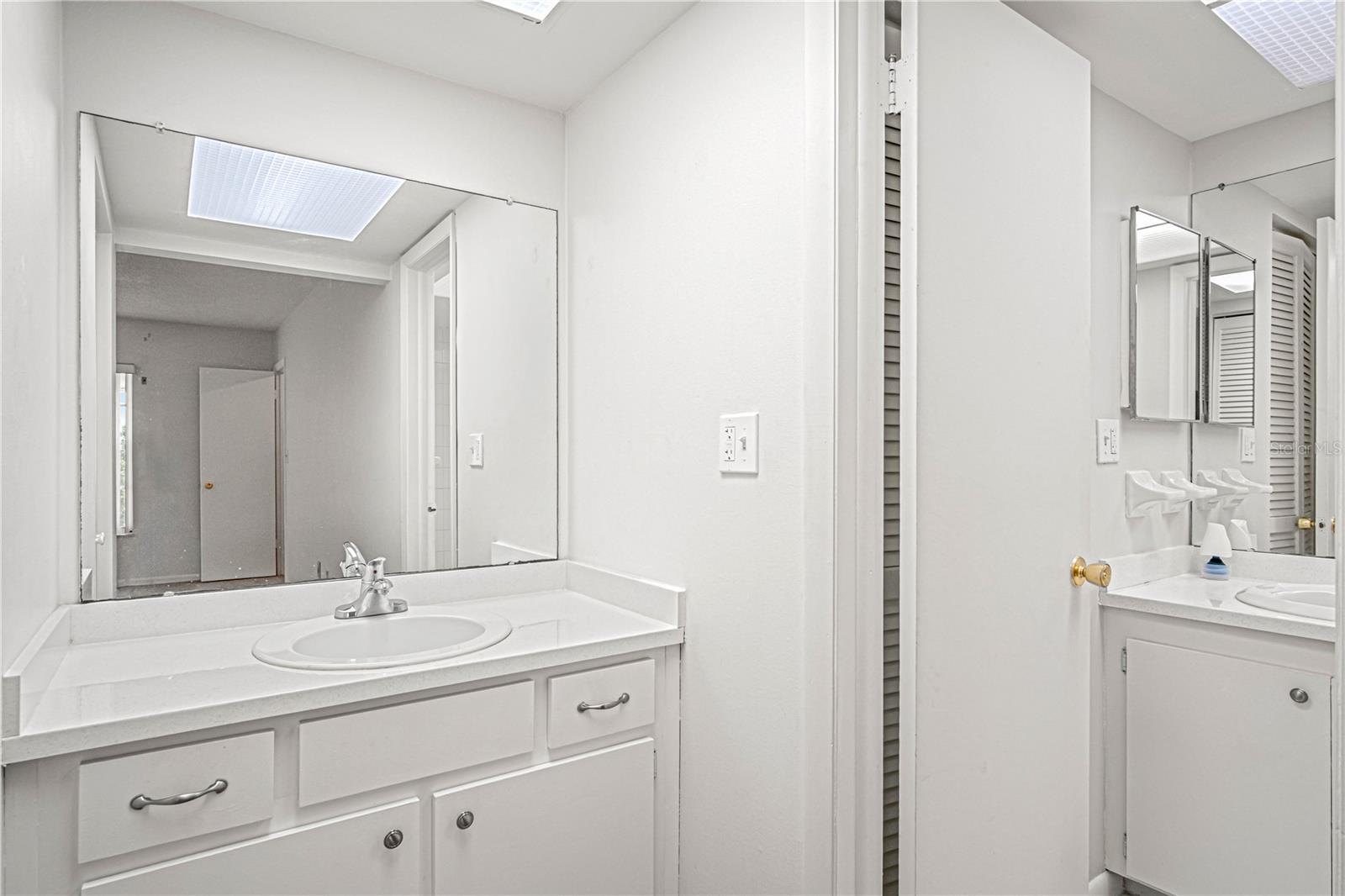 Image 13 of 20 For 725 Port Malabar Boulevard Ne 301