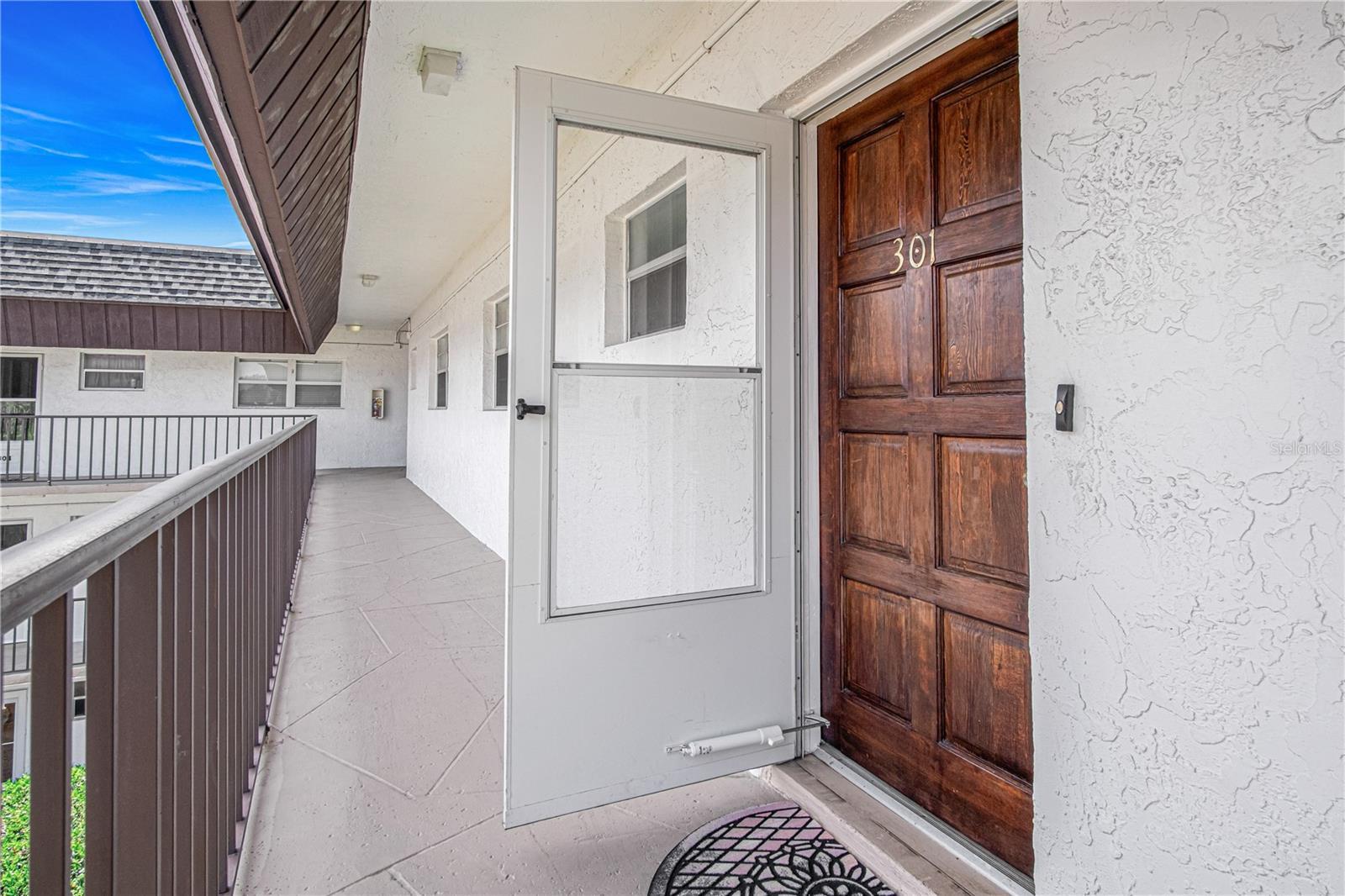 Image 7 of 20 For 725 Port Malabar Boulevard Ne 301