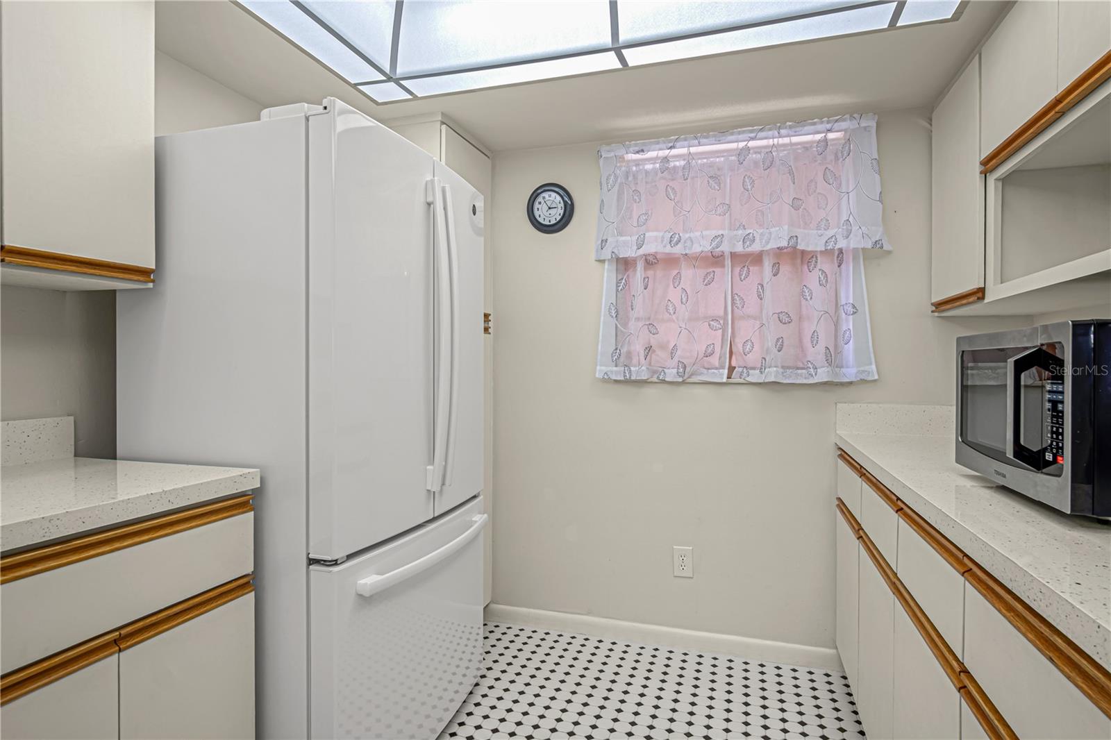 Image 8 of 20 For 725 Port Malabar Boulevard Ne 301