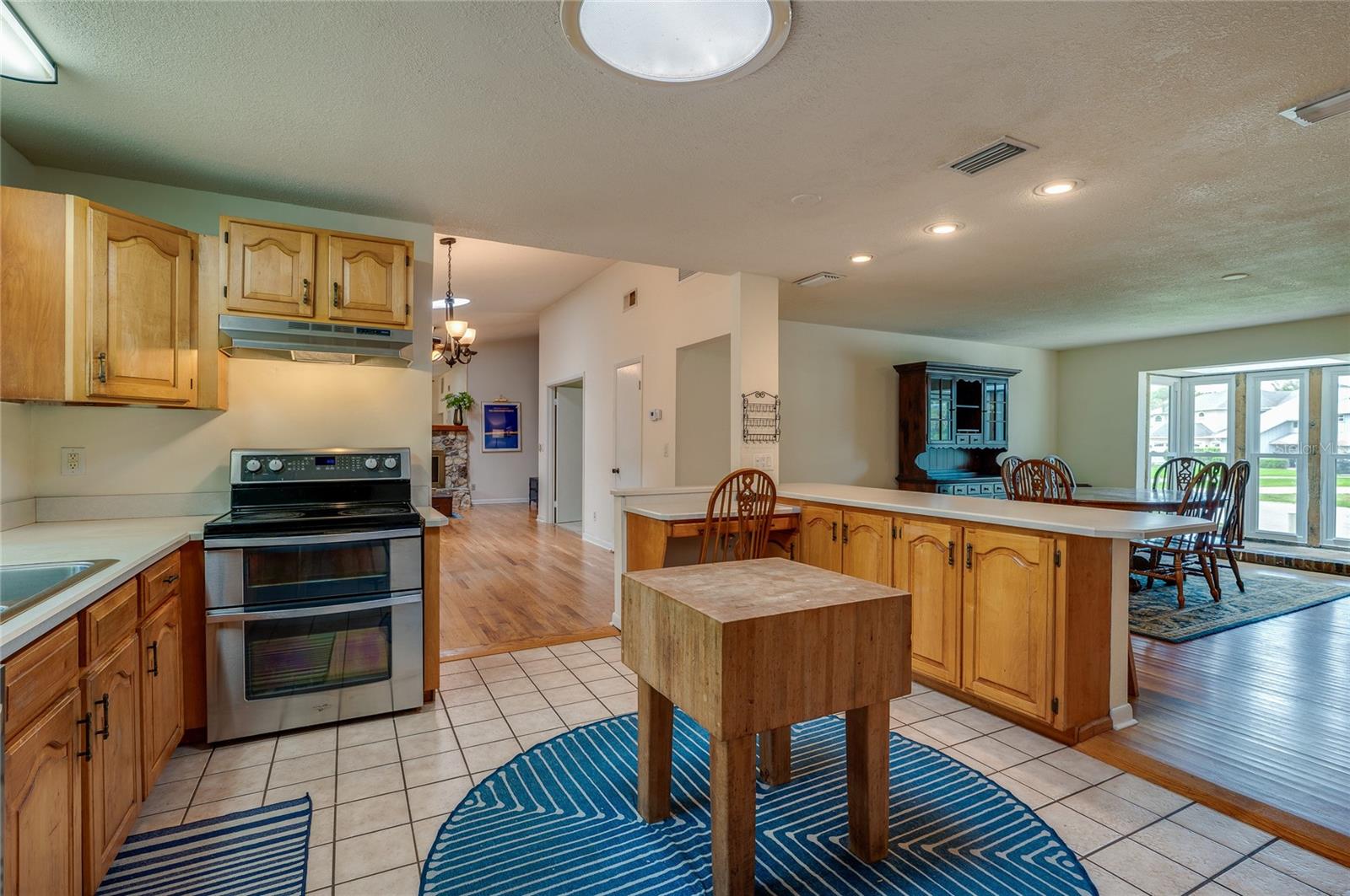 Image 12 of 46 For 7 Waterfront Court