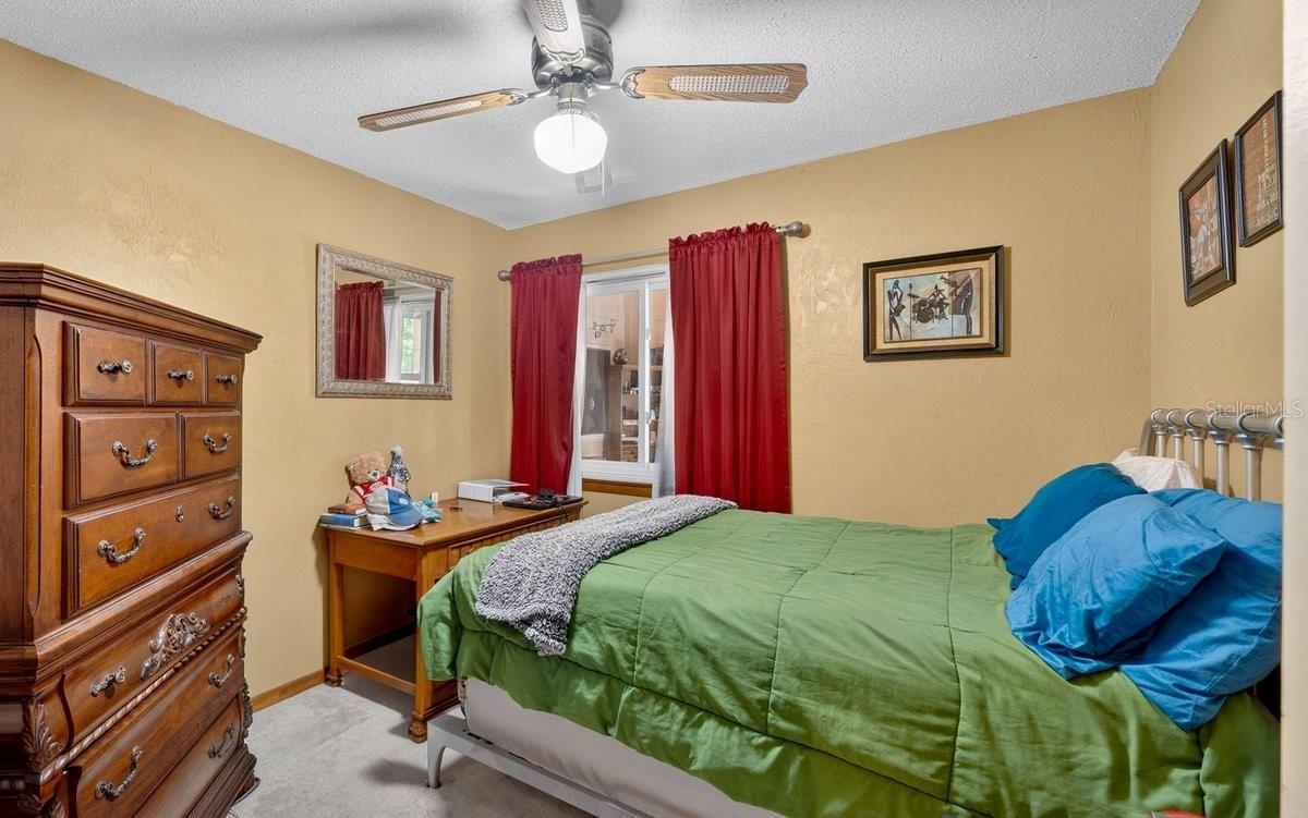 Image 25 of 44 For 304 Gatewood Court