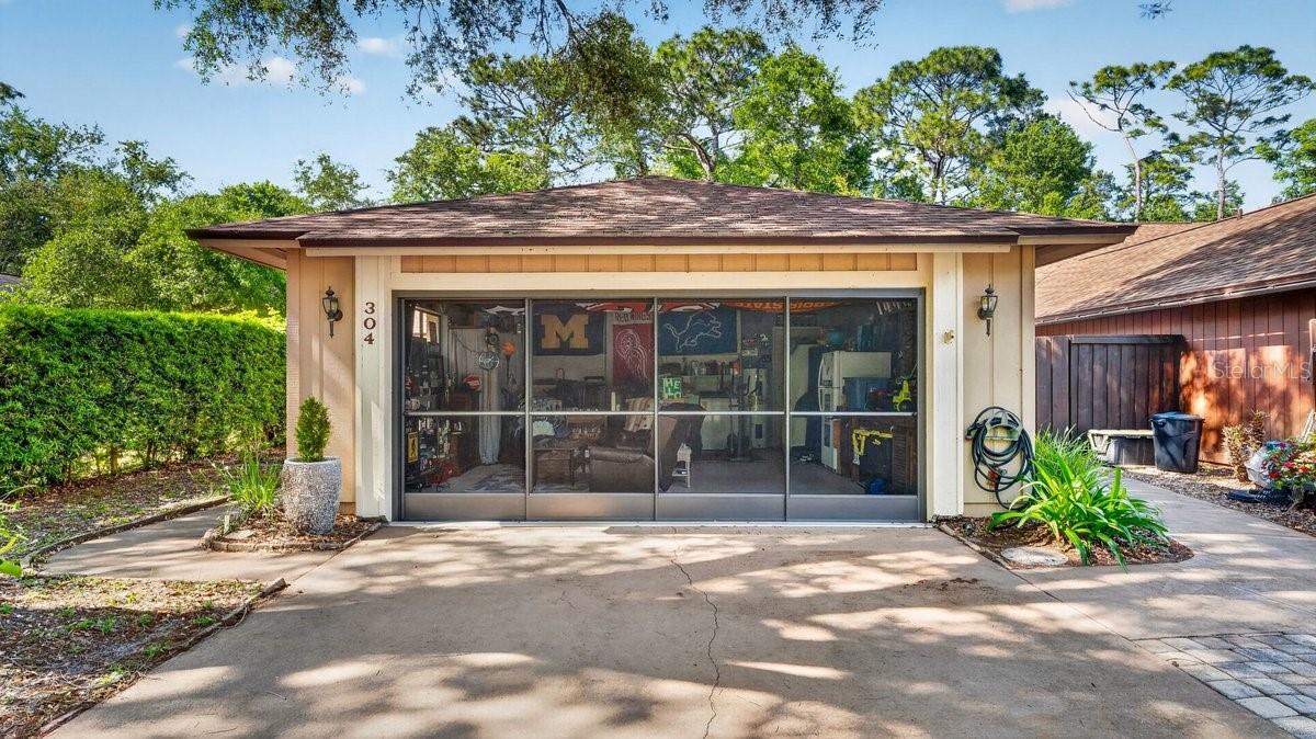 Image 4 of 44 For 304 Gatewood Court
