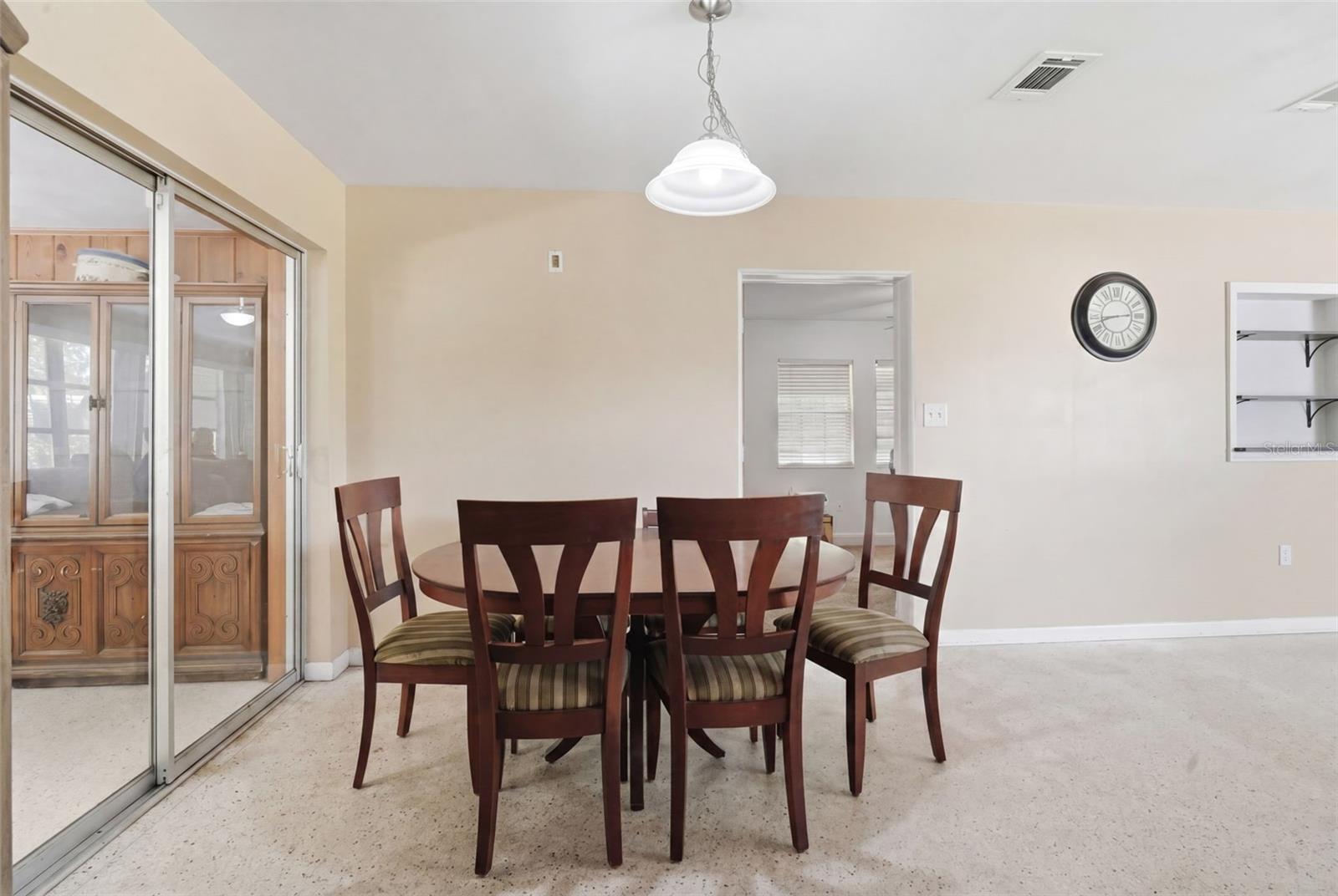 Image 11 of 31 For 1713 Pine Avenue