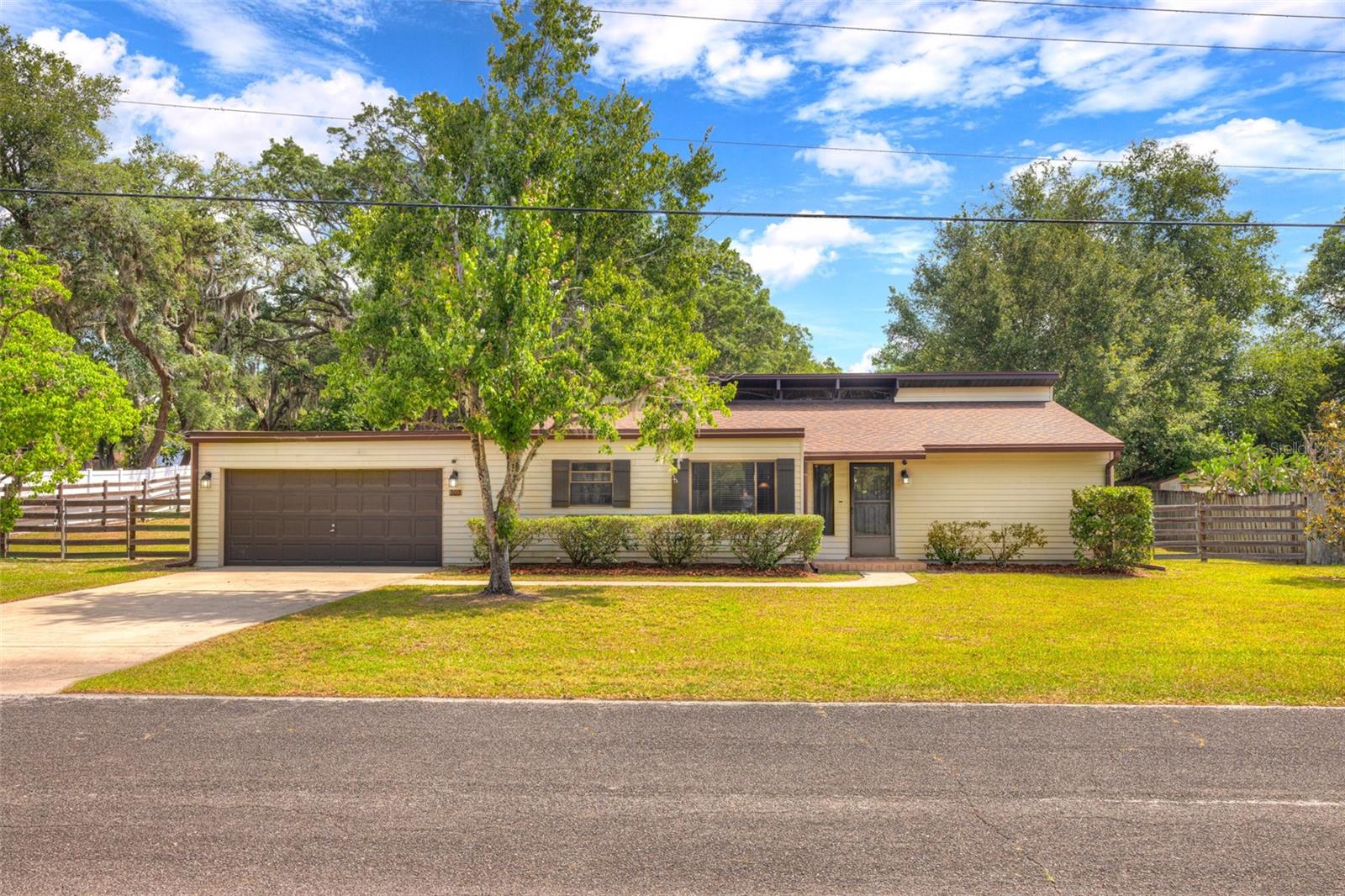 Details for 202 Sandspur Lane, DELAND, FL 32724