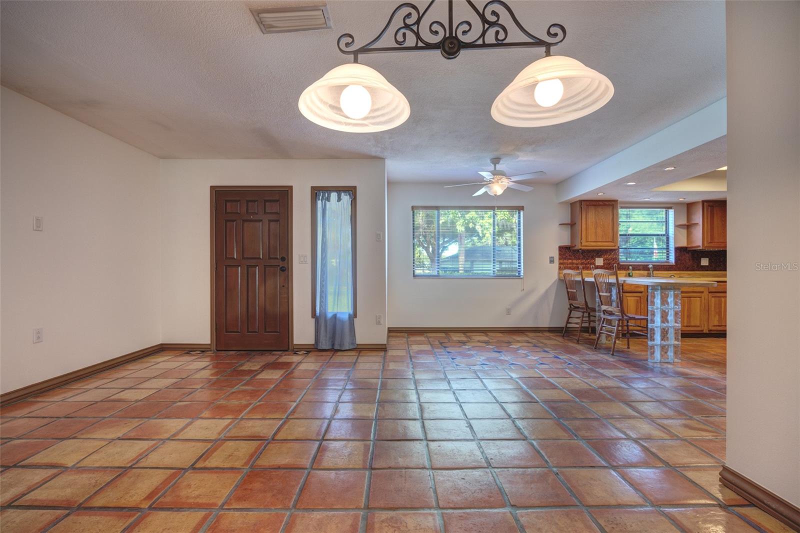 Image 13 of 51 For 202 Sandspur Lane