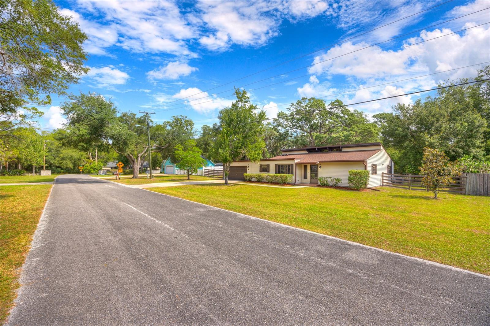 Image 2 of 51 For 202 Sandspur Lane