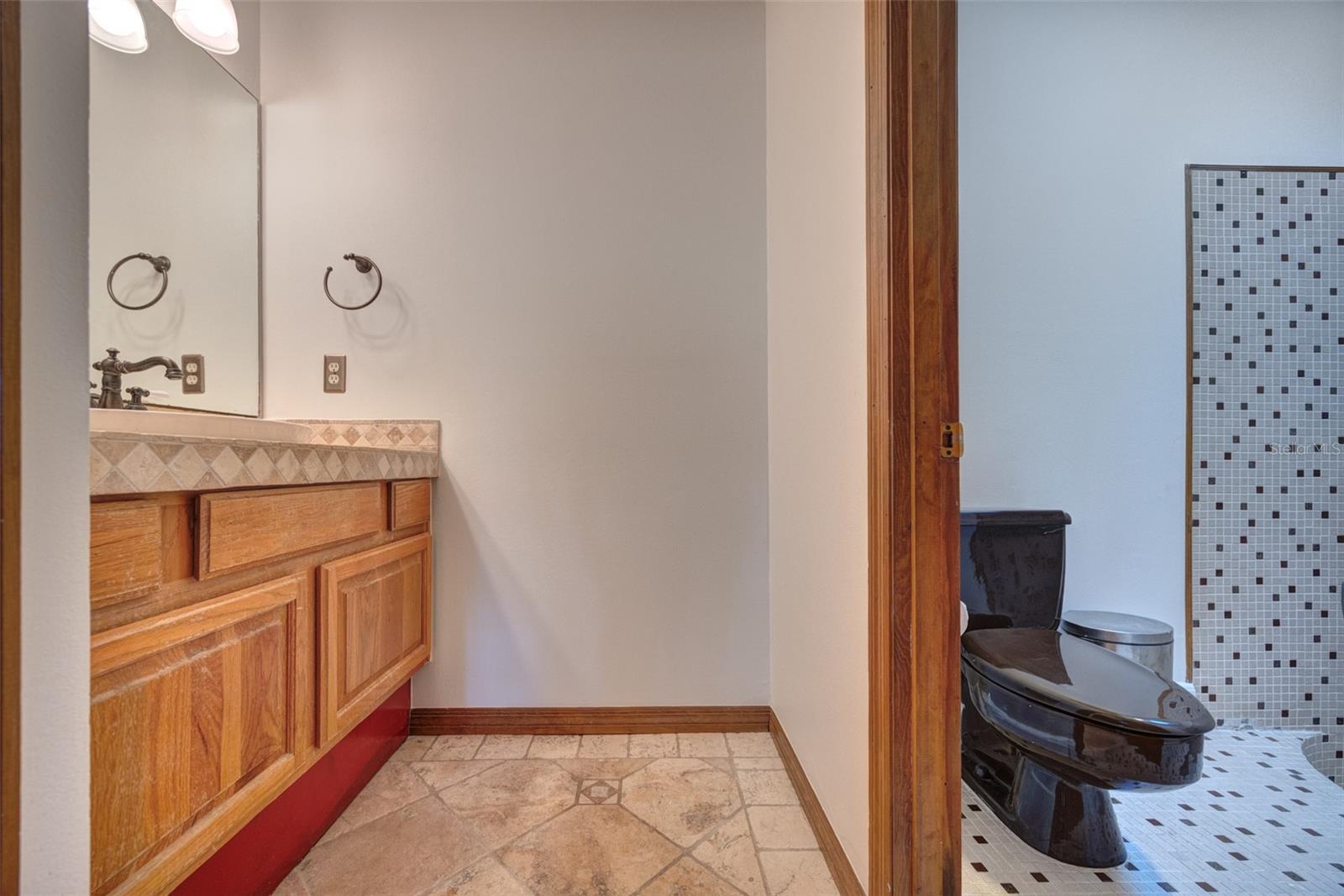 Image 21 of 51 For 202 Sandspur Lane