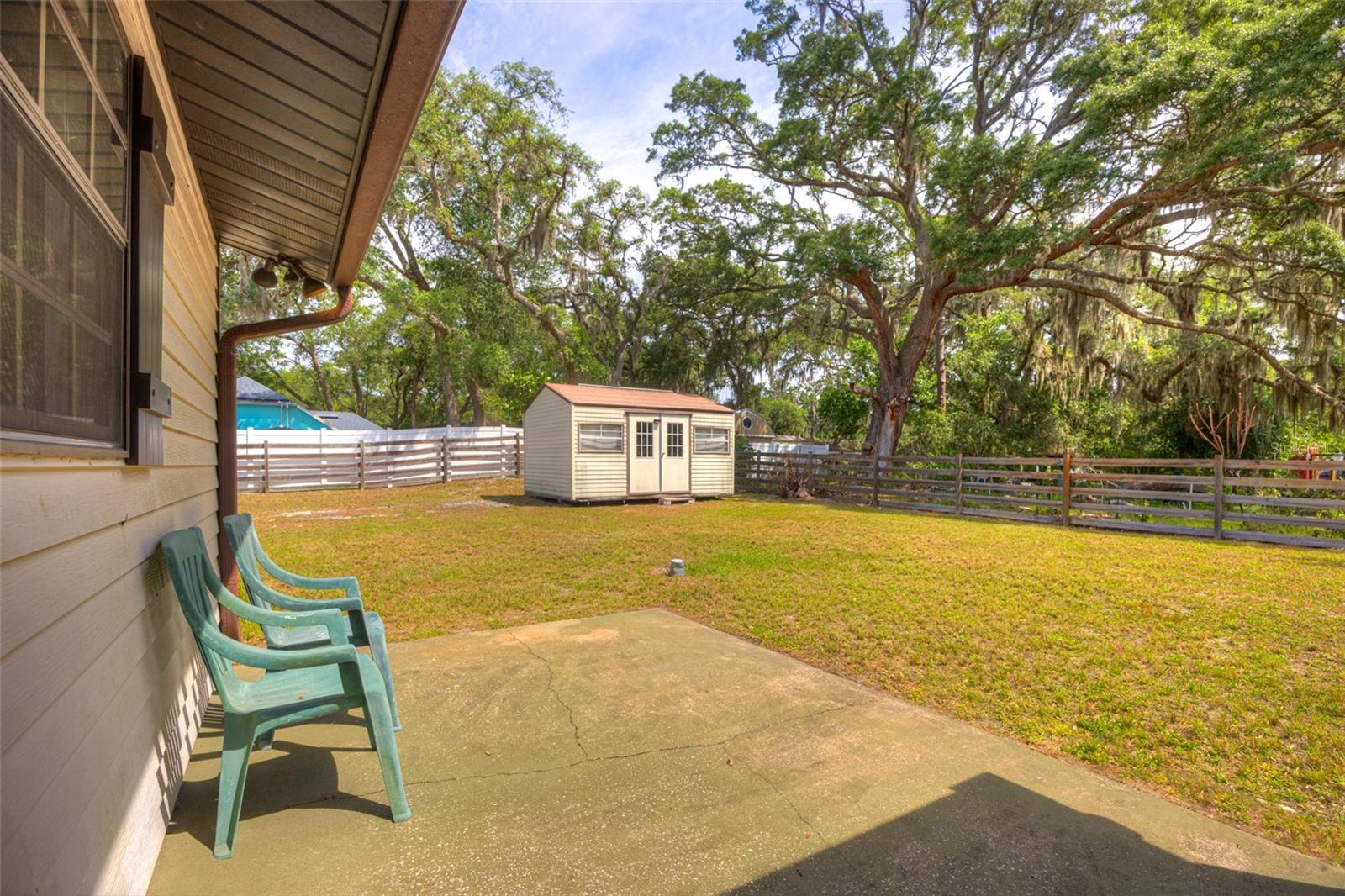 Image 42 of 51 For 202 Sandspur Lane